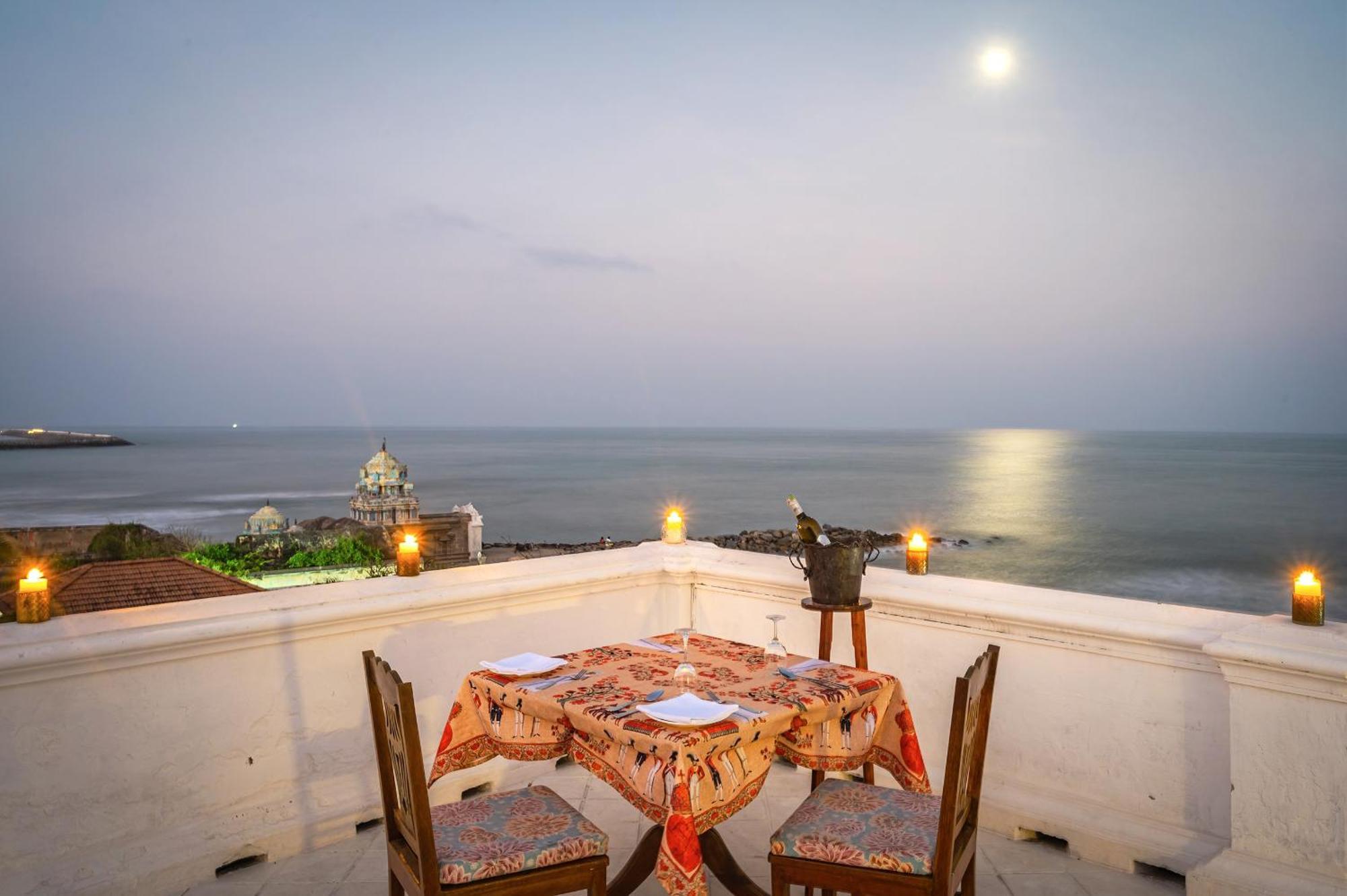 Neemrana'S - Bungalow On The Beach Tharangambadi 外观 照片